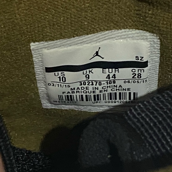 Air Jordan 9 Retro 2015 EUC - Picture 6 of 8